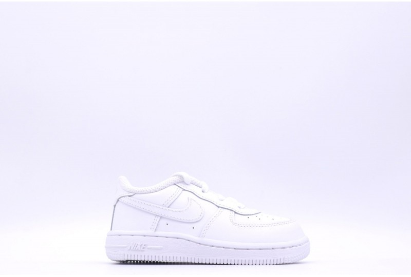 NIKE FORCE 1  LE Sneakers...