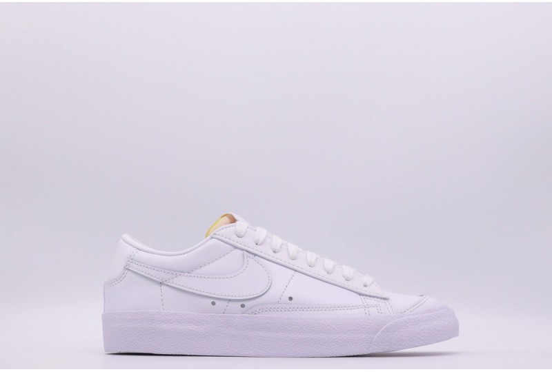 NIKE Blazer Low '77 Sneakers