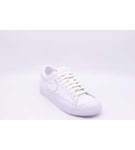 NIKE Blazer Low '77 Sneakers