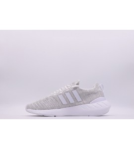 ADIDAS SWIFT RUN 22 Sneakers