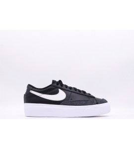 NIKE Blazer Low Platform