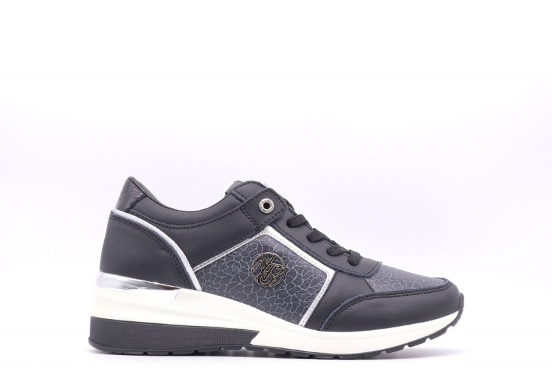 Vans nere deals di pelle