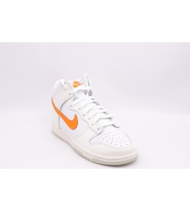 NIKE Dunk Hi