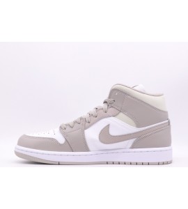 NIKE Jordan 1 Mid