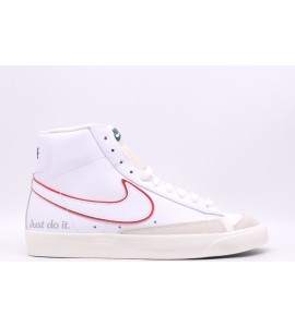 NIKE BLAZER MID ’77
