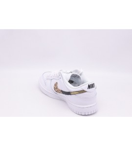 NIKE Dunk Low SE