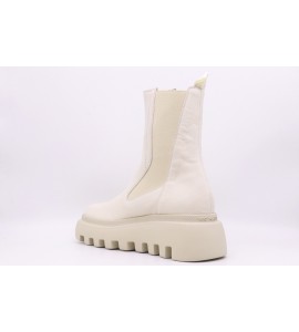 VIC MATIE' Beatles Gear