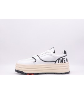 LOVE MOSCHINO Sneakers donna