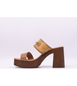 ALVIERO MARTINI Sandalo donna con tacco in legno
