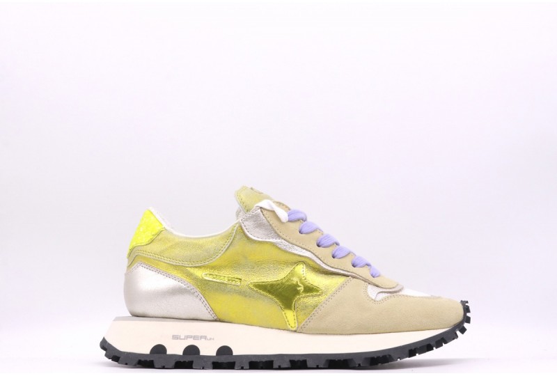 AMA BRAND SUPERUN SNEAKERS