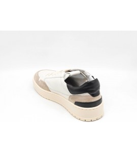 GIO + Sneakers Laurent