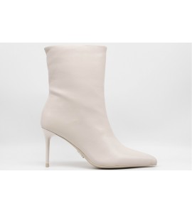 STEVE MADDEN LYRICALS OSSO
