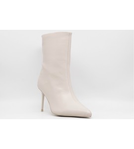 STEVE MADDEN LYRICALS OSSO