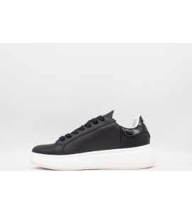 Y-NOT Sneakers donna black coco