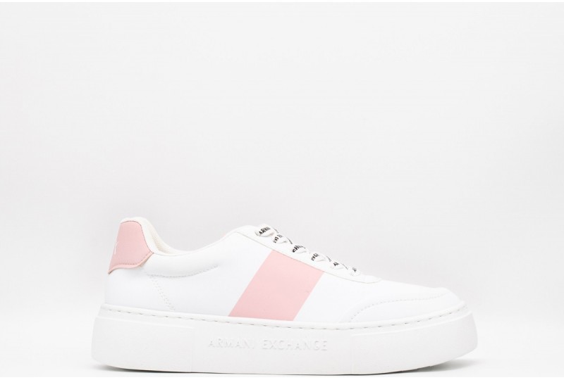 ARMANI EXCHANGE Sneakers in...