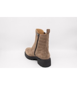 DONNA SOFT Stivaletti in camoscio beige