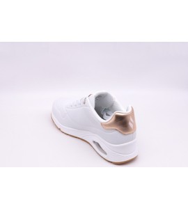 SKECHERS Uno - Heel Hints
