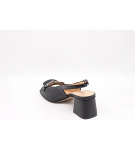 DONNA SOFT Sandali aperti in pelle