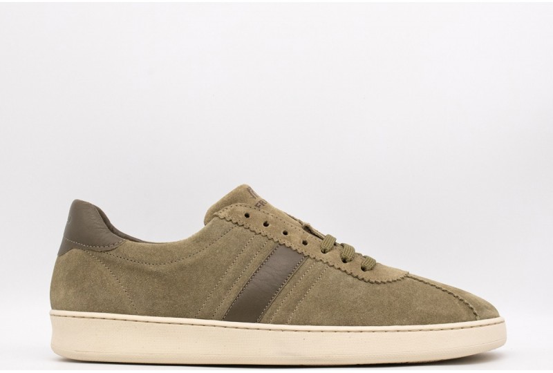 FRAU SNEAKER IN SUEDE