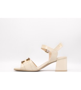 NERO GIARDINI Sandali donna in vernice