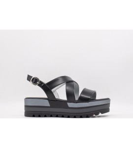 NERO GIARDINI Sandali donna in pelle