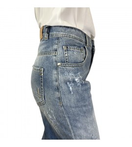 REIGN JEANS