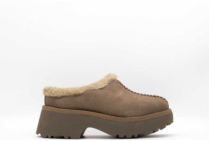 UGG Donna Sabot New Heights...