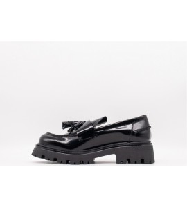 VSL Mocassino donna in pelle con nappine