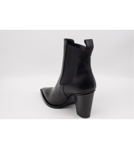 L'AMOUR Tronchetto in pelle