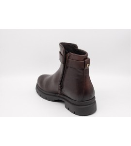 DONNA SERENA Tronchetto in pelle