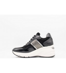 NERO GIARDINI Sneakers donna in vernice, camoscio e materiale tecnico