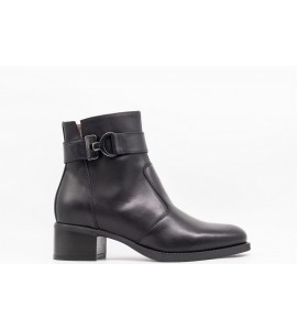 NERO GIARDINI Tronchetti donna in pelle