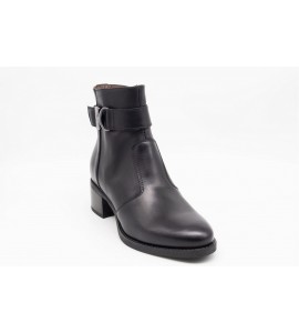 NERO GIARDINI Tronchetti donna in pelle