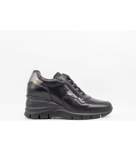 NERO GIARDINI Sneakers donna in pelle