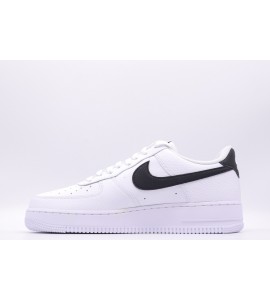 NIKE AIR FORCE 1 '07 Sneakers