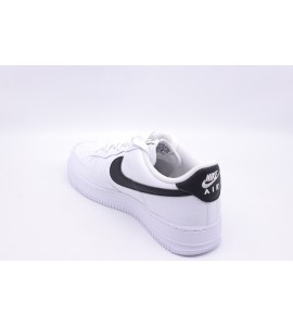 NIKE AIR FORCE 1 '07 Sneakers