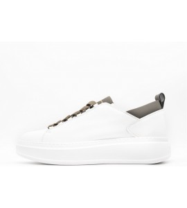 ALEXANDER SMITH WEMBLEY MAN WHITE MILITARY