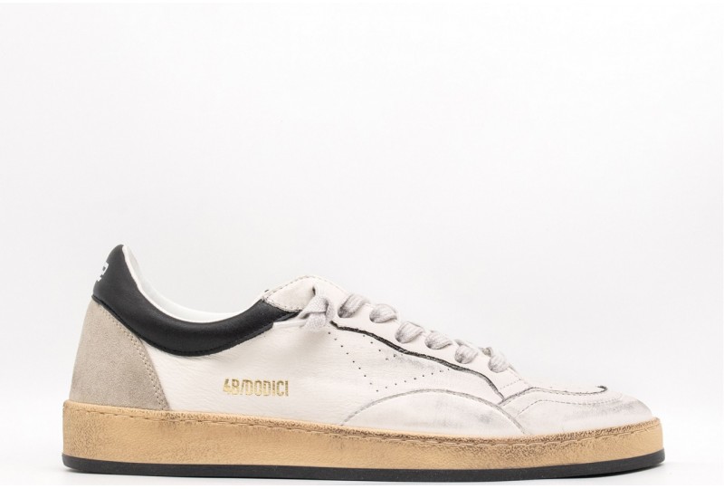 4B12 PLAY.NEW-U93 Sneakers...